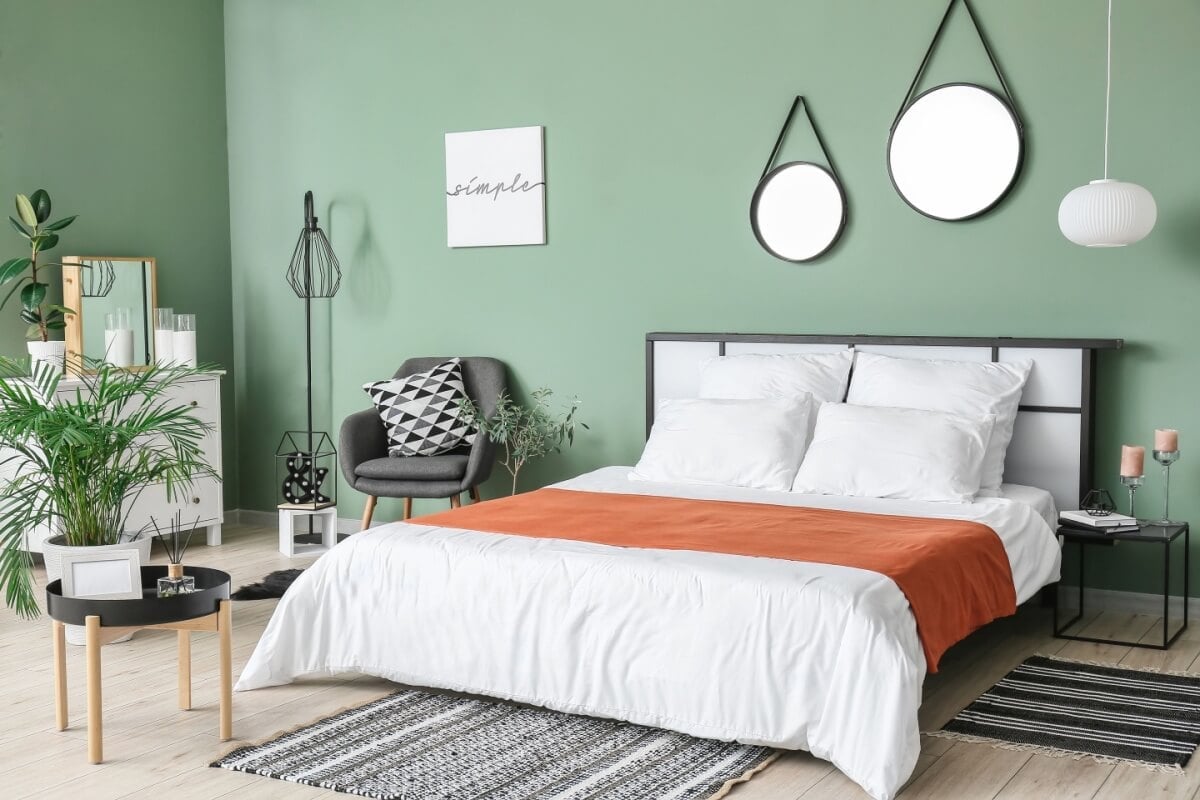 A decoração do quarto do casal pode favorecer o relacionamento (Imagem: Pixel-Shot | Shutterstock)