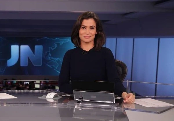 Renata Vasconcellos por Reprodução