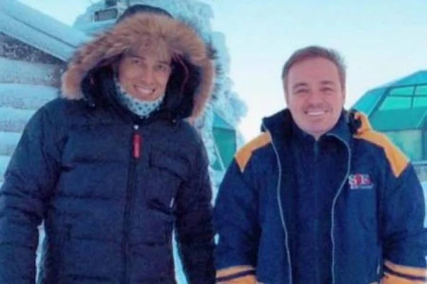 Thiago Salvático e Gugu Liberato por Reprodução