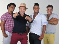 Imagem - Flor Serena anima público em shopping da capital nesta sexta-feira (13)