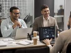 Imagem - Por que e como evitar o microgerenciamento na liderança da equipe?