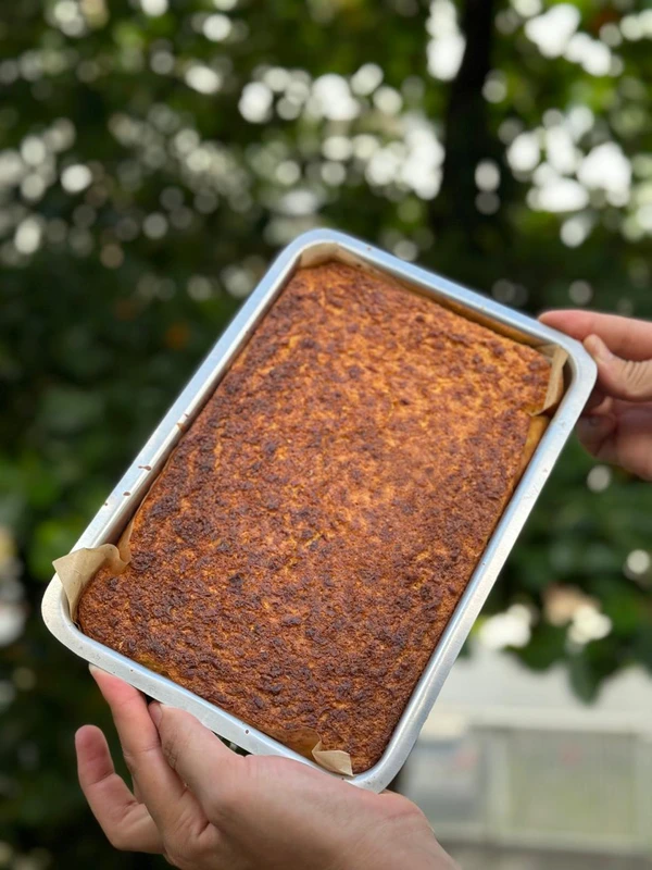 Bolo de aipim de Deyvis Nascimento, da CamuCaju Confeitaria