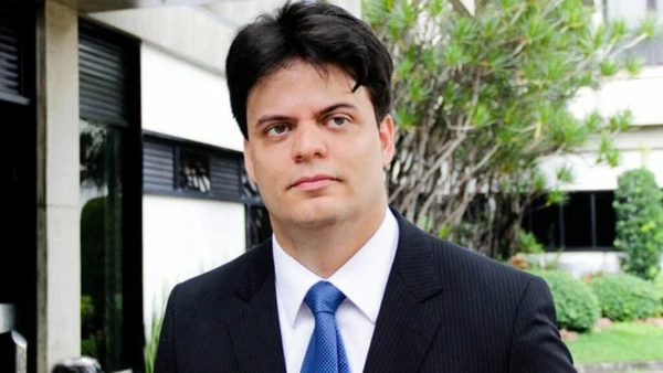 Daniel Keller ficou conhecido por trabalho como advogado criminalista por Reprodução