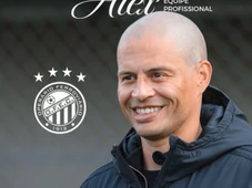 Imagem - Ex-craque da Seleção Brasileira é anunciado como novo técnico de clube da Série B