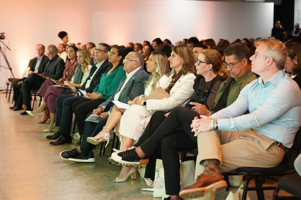Abertura do evento contou com a presença de cerca de 350 convidados
