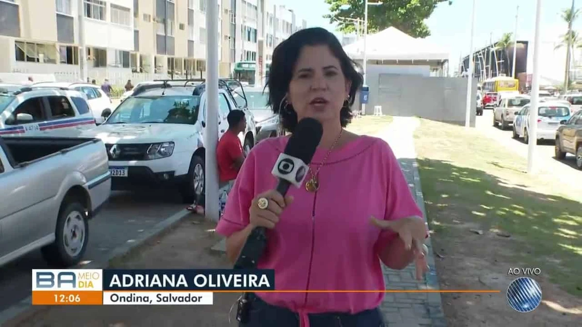 Adriana Oliveira por Reprodução