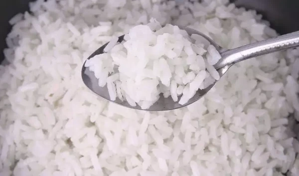 Arroz soltinho por Shutterstock