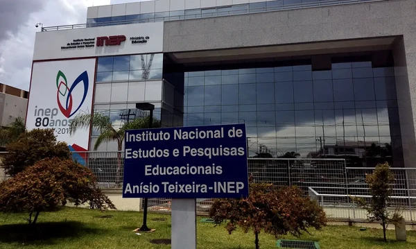 Instituto Nacional de Estudos e Pesquisas Educacionais Anísio Teixeira - Inep