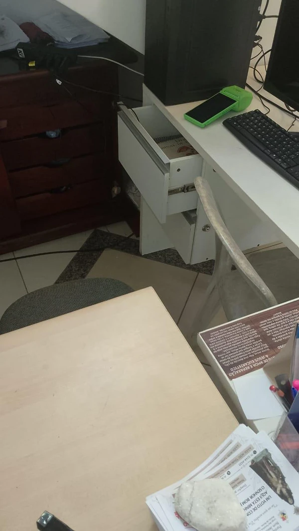 Ladrão invade paróquia em Salvador e arromba cofre com doações por Reprodução 