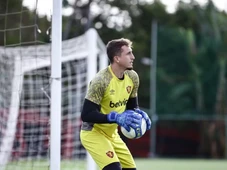 Imagem - Fábio Mota confirma troca de goleiros com o Sport e planos de vender Lucas Arcanjo