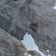 Imagem - Conheça o mistério da casa suspensa que desafia a física a 3 mil metros de altitude