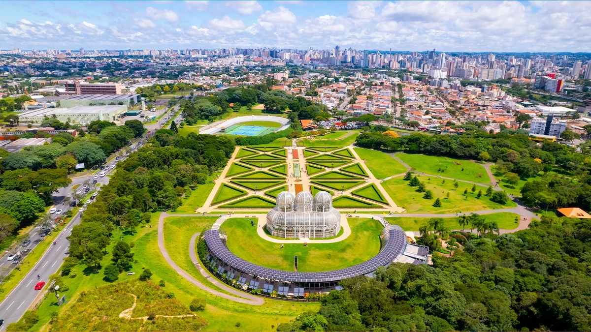 Curitiba (PR) por Divulgação