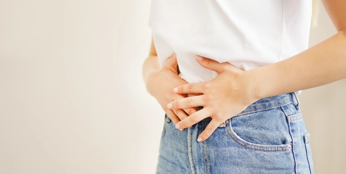 Dor de barriga por Shutterstock