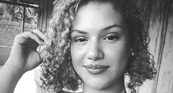 Evelyn foi morta a tiros pelo sogro por Reprodução