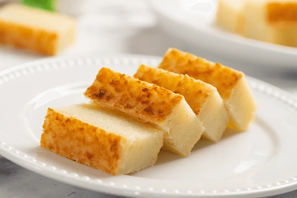 Bolo de aipim é um dos mais calóricos por Shutterstock