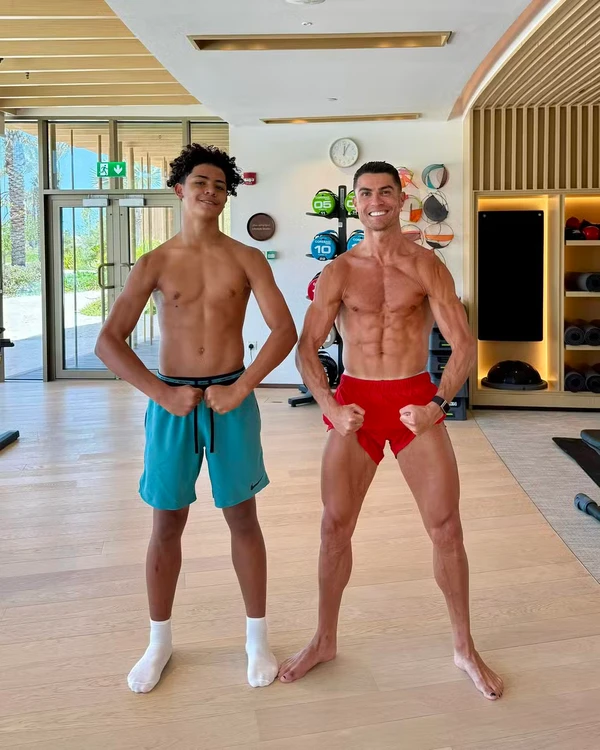 Cristiano Ronaldo com o filho