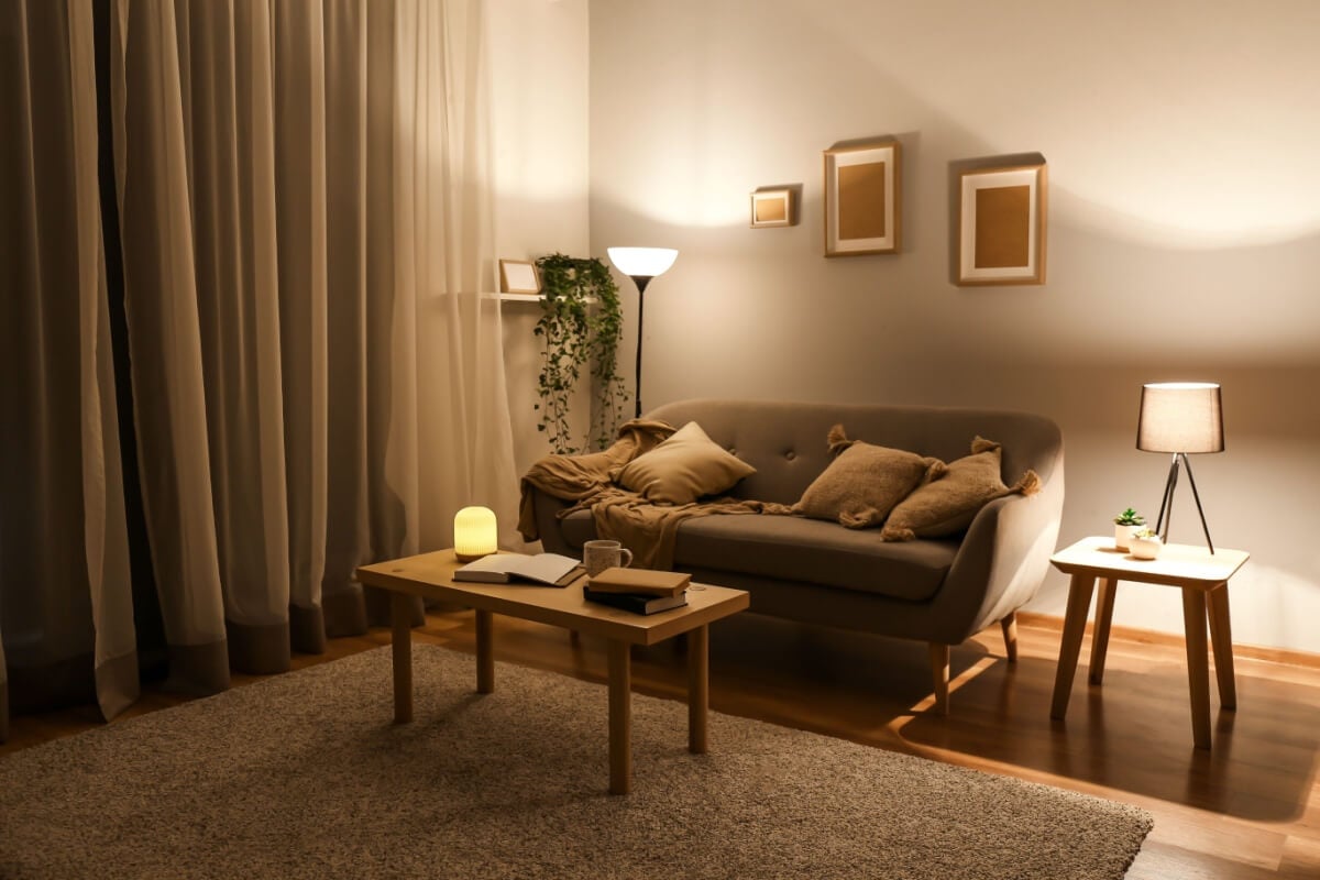 Adaptações simples transformam a sensação térmica dos ambientes (Imagem: Pixel-Shot | Shutterstock) 