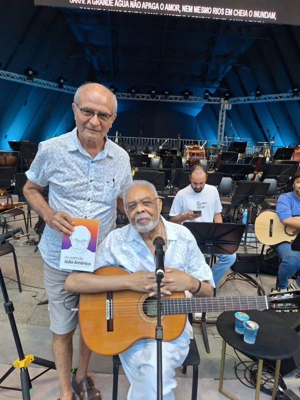 João Américo e Gilberto Gil
