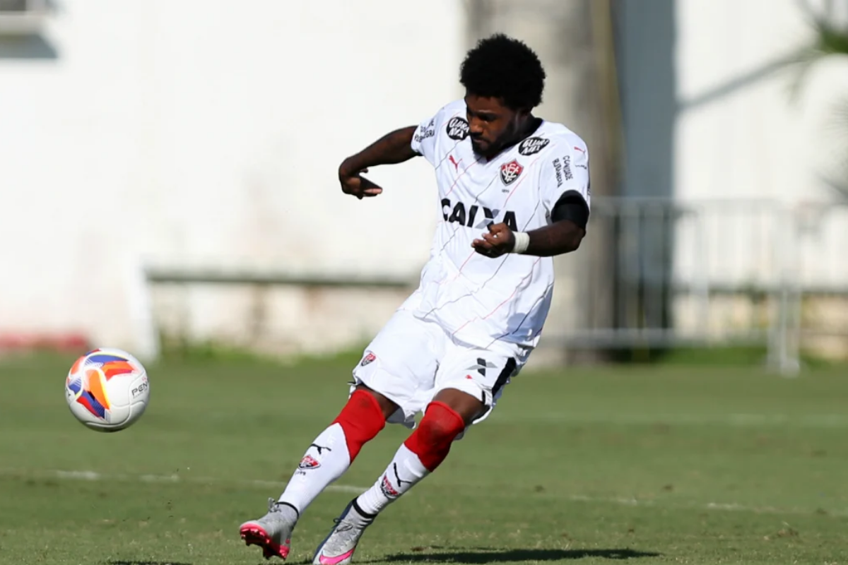 Rhayner marcou 2 gols por Felipe Oliveira / Divulgação