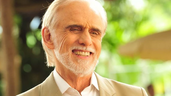Francisco Cuoco morre aos 91 anos sem lembrar de papel que parou o Brasil na TV