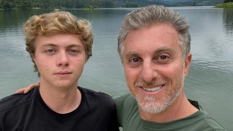 Imagem - Benício Huck é flagrado aos beijos em festa em Balneário Camboriú