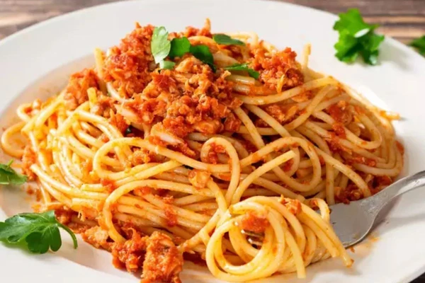 Macarrão com atum
