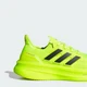 Imagem - Símbolo de Adidas vira código de crime e comerciante sofre ameaça de facção rival