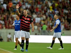 Imagem - Ex-atacante do Flamengo desabafa: 'Deixei a Bola de Ouro escapar'