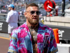 Imagem - Ex-campeão do UFC é visto com olho roxo após confusão em boate de Ibiza
