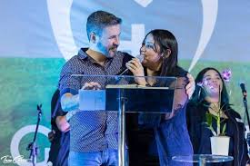 Rogério Teixeira e Gisele Nascimento por Reprodução