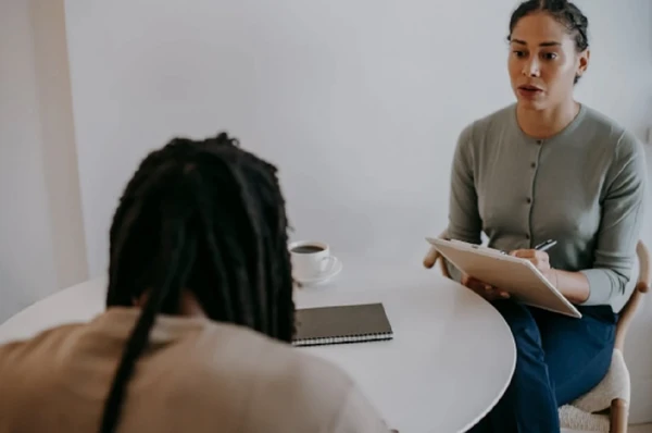 A entrevista ajuda a identificar se você tem perfil alinhado à cultura da empresa e à vaga