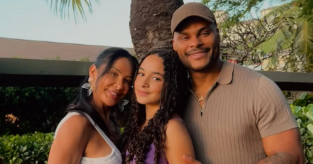 Imagem - Scheila Carvalho celebra 15 anos da filha com fotos inéditas e declaração