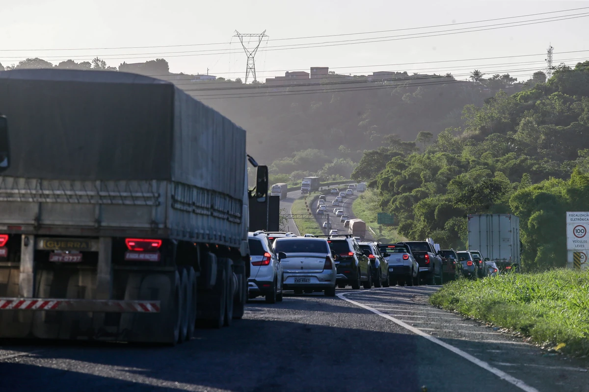 A expectativa de retorno do São João é de ainda mais congestionamento do que na saída para o feriado