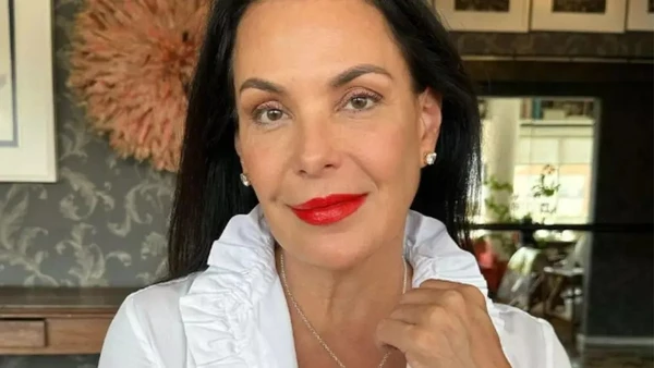 Carolina Ferraz 
