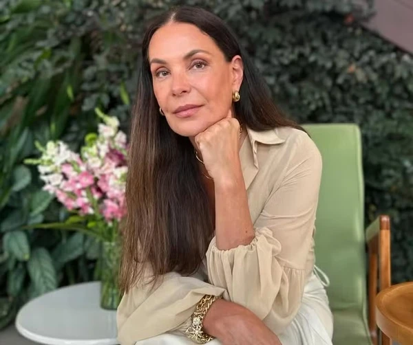 Carolina Ferraz por Reprodução/Redes Sociais