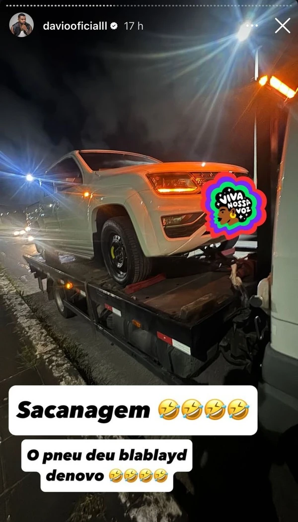 Davi Brito relata problema com o carro por Reprodução
