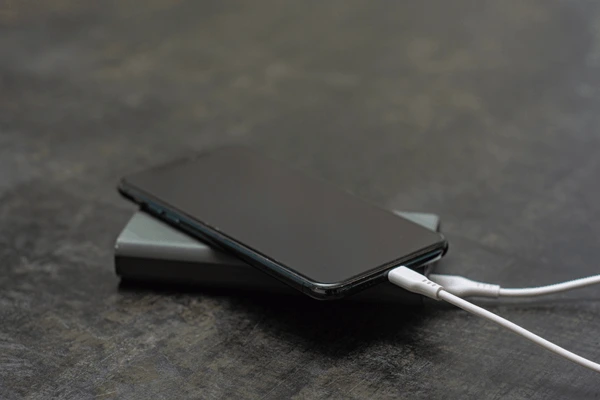 Celular por Shutterstock