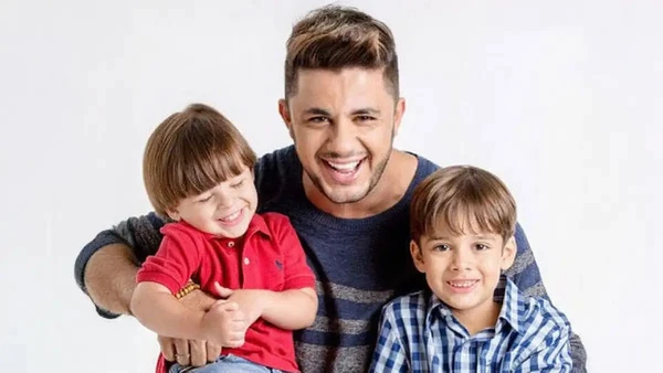 Cristiano Araújo e os filhos