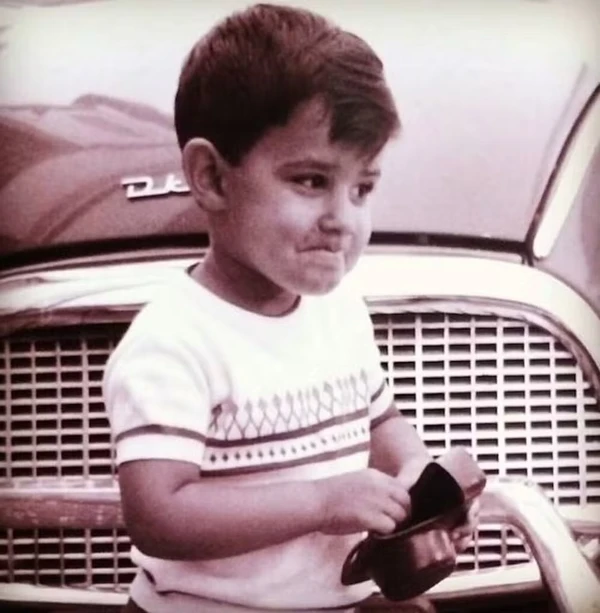 William Bonner em fotos antigas por Reprodução/Instagram