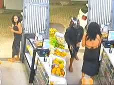 Imagem - Mulher é esquartejada após morte de jovem em loja de conveniência em Eunápolis