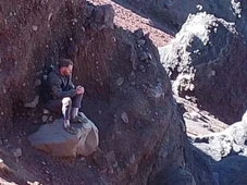 Imagem - Irlandês conseguiu resgate e sobreviveu após queda no Monte Rinjani, onde brasileira morreu