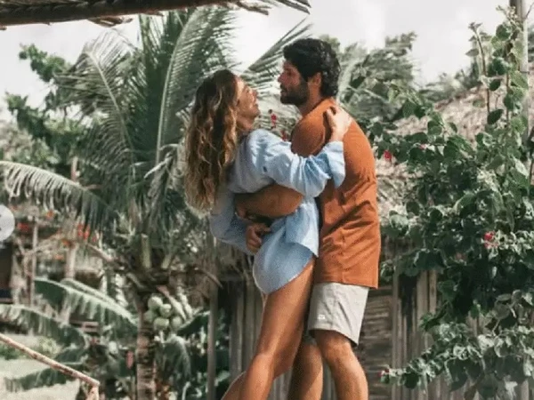 Dudu Azevedo e Marcela Witt assumem relacionamento por Reprodução/Instagram