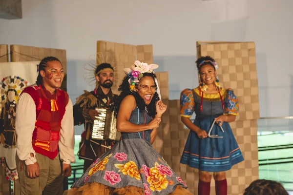 Peça Rominho e Marieta