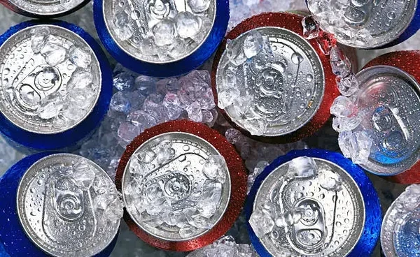 Refrigerante por Shutterstock