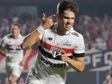 Imagem - Jogador do São Paulo é multado por xenofobia em jogo da Libertadores: 'Venezuelano morto de fome'