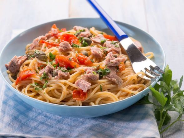 Imagem - 5 receitas práticas com atum em lata para o almoço