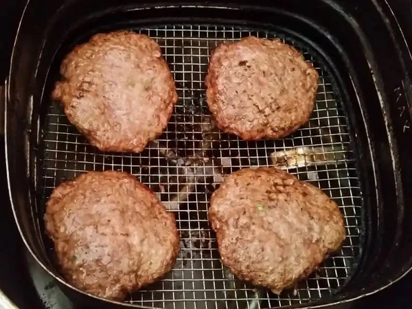 Airfryer não serve para qualquer alimento por Reprodução