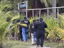 Imagem - Aldeia Hippie vira o 'Paraíso do Tráfico': moradores são obrigados a esconder armas e hospedar traficantes
