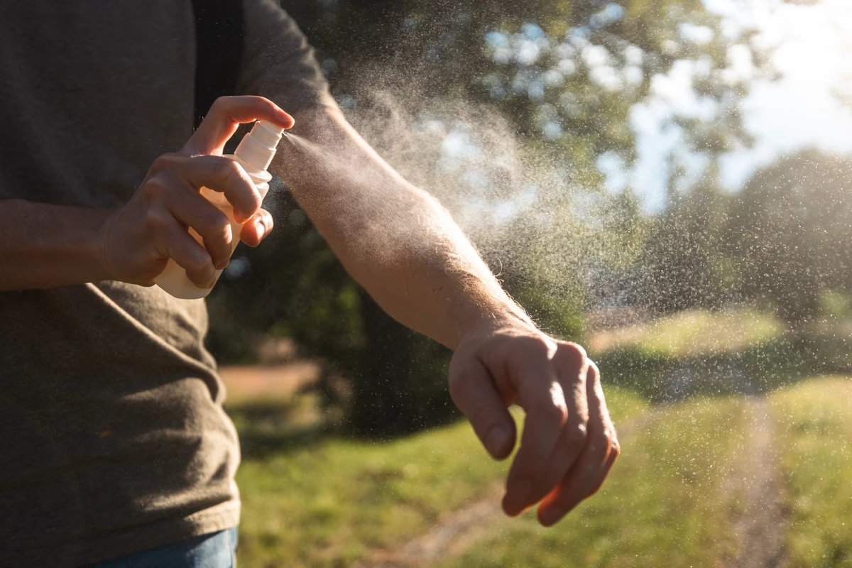 Combate a mosquitos por Shutterstock