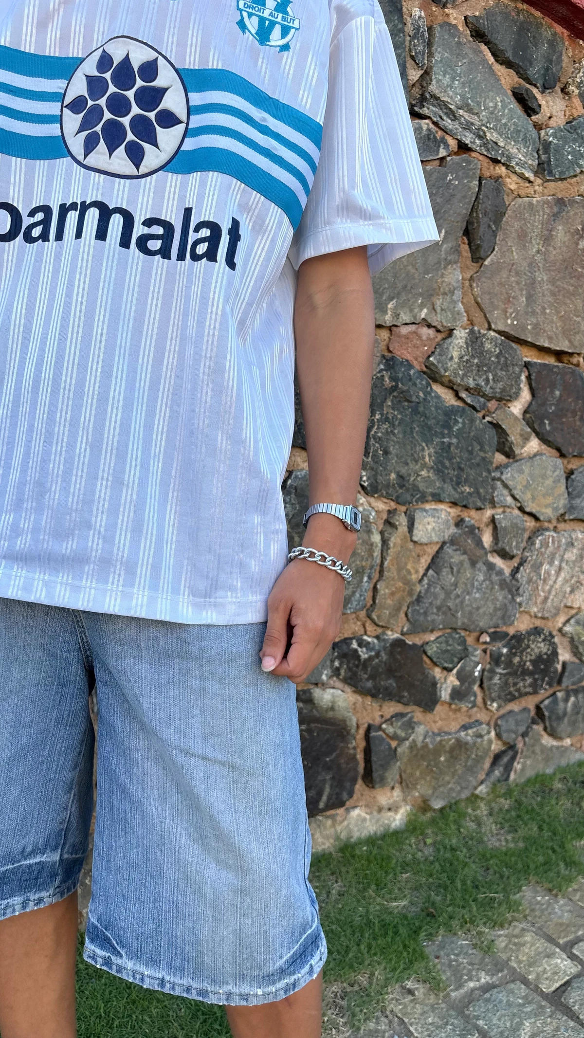 Um detalhe que merece destaque no look de Marcos está no pulso